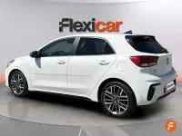 Usado Kia Rio GT-Line 120 CV (88 kW) 2020 Blanco