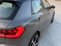 Usado Audi A1 Sportback 110 CV (80 kW) 2021 Gris / plata Utilitario