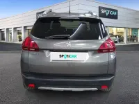 Usado Peugeot 2008 Allure 130 CV (95 kW) 2018 Gris / plata SUV