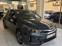 Usado Kia XCeed 100 CV (73 kW) 2024 Beige SUV