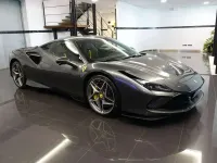 Usado Ferrari F8 721 CV (530 kW) 2021 Gris Coupe