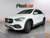 Usado Mercedes GLA200 163 CV (119 kW) 2022 Blanco SUV
