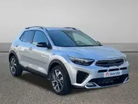 Usado Kia Stonic GT-Line 100 HP (73 kW) 2024 Cinzento SUV