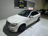Usado Mercedes C220 Avantgarde 170 CV (125 kW) 2010 Blanco Berlina