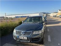Usado VW Touareg 225 CV (165 kW) 2005 Gris / plata SUV
