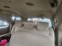 Usado Ssangyong (KGM) Rodius 165 CV (121 kW) 2012 Negro Monovolumen