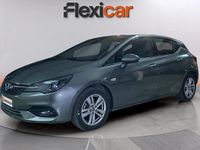 Usado Opel Astra 110 CV (80 kW) 2020 Gris Berlina