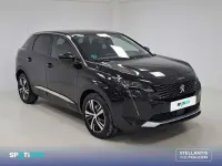 Usado Peugeot 3008 Allure 131 CV (96 kW) 2021 Negro SUV