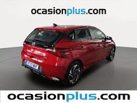 Usado Hyundai i20 100 CV (73 kW) 2023 Rojo Utilitario