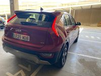 Usado Kia Niro 141 CV (103 kW) 2022 Rojo SUV