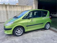 Usado Peugeot 1007 70 CV (51 kW) 2005 Verde Monovolumen