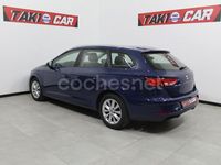 Usado Seat Leon Style 115 CV (84 kW) 2017 Azul Familiar