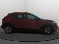 Usado Kia Stonic 84 CV (61 kW) 2022 Rojo SUV