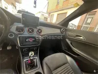 Usado Mercedes CLA200 AMG line 136 CV (100 kW) 2014 Blanco Berlina