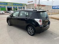 Usado Toyota Verso 111 CV (81 kW) 2015 Negro metalico Monovolumen