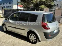 Usado Renault Grand Scénic II Dynamique 105 CV (77 kW) 2007 Gris / plata Monovolumen