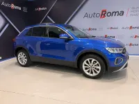 Begagnad VW T-Roc Life 150 HK (110 kW) 2023 Blå SUV