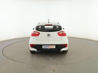 Usado Kia Rio 85 HP (62 kW) 2015 Branco Sedan