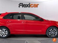 Usado Hyundai i30 GO! 120 CV (88 kW) 2018 Rojo Berlina