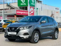 Usado Nissan Qashqai Acenta 131 CV (96 kW) 2020 Gris / plata SUV