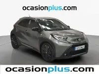 Usado Toyota Aygo X 72 CV (52 kW) 2023 Verde SUV
