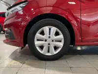 Usado Dacia Sandero Comfort 91 CV (66 kW) 2021 Rojo Berlina