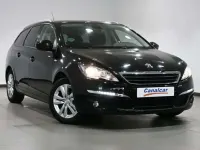 Usado Peugeot 308 SW Style 131 CV (96 kW) 2017 Negro Familiar