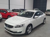 Usado Volvo S60 R-Design Momentum 150 CV (110 kW) 2015 Blanco Berlina