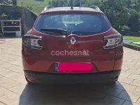 Usado Renault Mégane GrandTour Dynamique 130 CV (95 kW) 2009 Granate Familiar