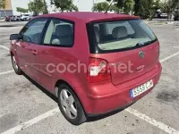 Usado VW Polo Trendline 75 CV (55 kW) 2003 Granate Berlina