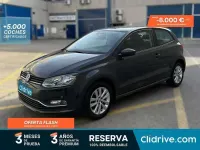 Usado VW Polo Advance 90 CV (66 kW) 2014 Gris Utilitario