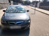Usado Opel Astra Expression 115 CV (84 kW) 2013 Gris / plata Berlina