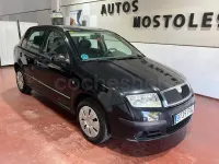 Usado Skoda Fabia 80 CV (58 kW) 2007 Negro Berlina