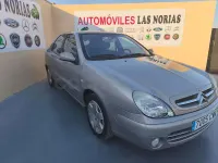 Usado Citroën Xsara Exclusive 90 CV (66 kW) 2004 Gris / plata Berlina