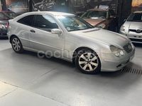 Usado Mercedes C200 163 CV (119 kW) 2003 Gris / plata Berlina