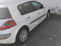 Usado Renault Mégane 85 CV (62 kW) 2007 Blanco Berlina