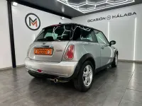 Usado Mini Cooper 116 CV (85 kW) 2005 Blanco Utilitario
