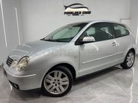 Usado VW Polo Highline 75 CV (55 kW) 2005 Gris / plata Utilitario
