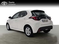 Usado Toyota Yaris Active 116 CV (85 kW) 2024 Blanco Utilitario