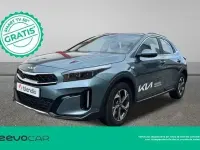Usado Kia XCeed 136 CV (100 kW) 2024 Gris SUV