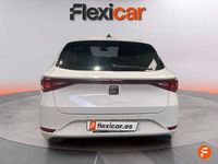 Usado Seat Leon Style 130 CV (95 kW) 2021 Blanco