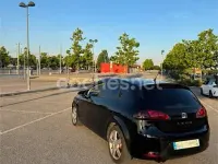 Usado Seat Leon Reference 140 CV (102 kW) 2006 Negro Utilitario
