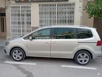 Usado Seat Alhambra Reference 140 CV (102 kW) 2013 Gris / plata Monovolumen