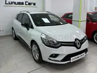 Usado Renault Clio Zen 90 CV (66 kW) 2018 Blanco Familiar