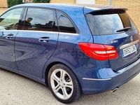 Usado Mercedes B180 109 CV (80 kW) 2012 Azul Utilitario