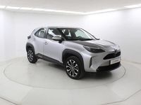 Usado Toyota Yaris Cross 116 CV (85 kW) 2022 Gris atomo (met) SUV