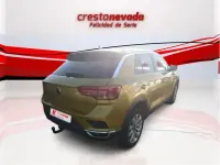 Usado VW T-Roc Advance 150 CV (110 kW) 2021 Amarillo SUV