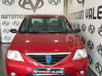 Usado Dacia Logan Lauréate 90 CV (66 kW) 2008 Granate Berlina