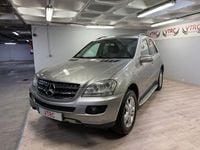 Usado Mercedes ML320 224 CV (164 kW) 2006 Beige SUV