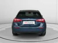 Usado Mercedes A180 116 CV (85 kW) 2022 Azul Utilitario